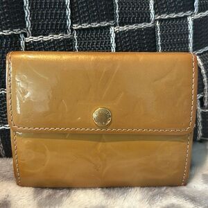 Louis Vuitton Metis leather wallet w/key holder